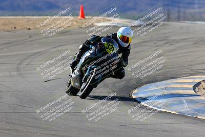 media/Jan-09-2022-SoCal Trackdays (Sun) [[2b1fec8404]]/Turns 9 and 8 (920am)/